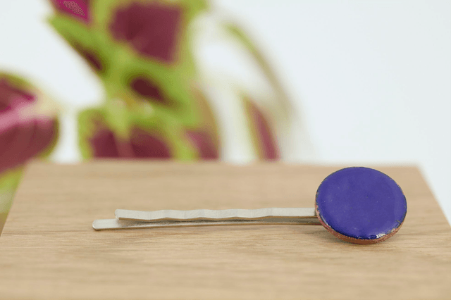 Barrette émaux opaques
