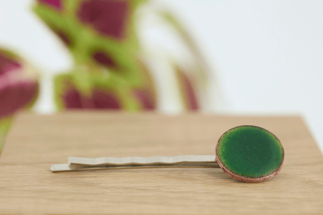 Barrette émaux transparents